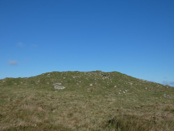 Eastern beacon (S) Platform Cairn Circle